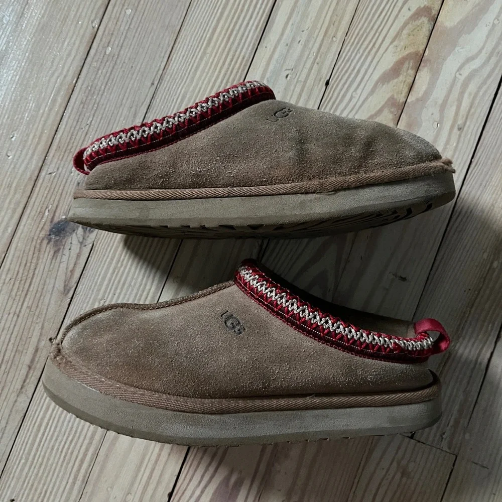 UGG Tasman Slipper Kids Size 4 Chestnut Suede Red Braid Slip On 113776K winter